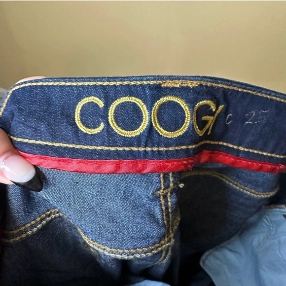 Coogi Women’s 17/18 Jeans Boot Cut Dark Wash Embroidered Pockets NWT New - Picture 6 of 9